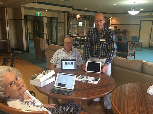 Residents Go Cyber at Southern Cross Care, Thanks to Volunteer