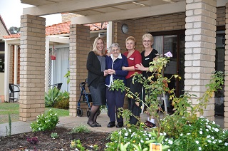 Bunnings Staff Help Residents to Smell the Mercyville Roses
