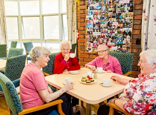Making New Friends After Moving Into Aged Care