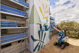 Connection with nature inspires renowned WA mural artist for Capecare Dunsborough project