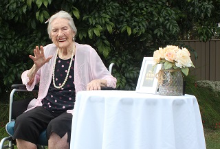 Centenarian’s Amazing Life: From Hollywood to Bundaberg