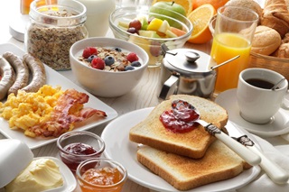 Breakfast Buffet Expands Meal Times and Options for Aged Care Residents