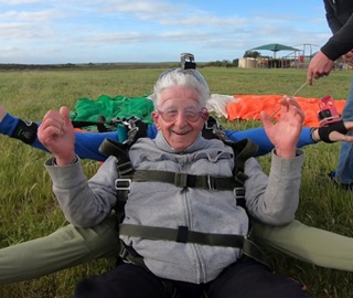 Bruce Hoffmann, 94, Completes 6th Skydive