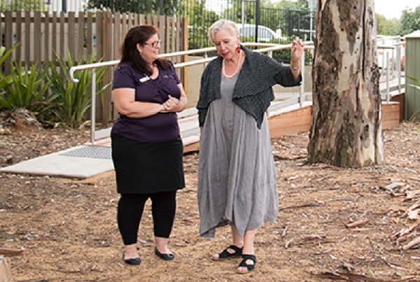 Maggie Beer visits Uniting AgeWell's Noble Park Community