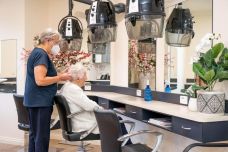 The_Pines_Residential_Care_Southern_Cross_Care_Hairdresser_DSC2808