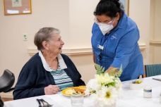 Residential_Care_Bucklands_Southern_Cross_Care_dining_DSC4412