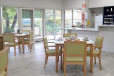 Mercy_Place_aged_care_Rosebud_dining_room-lr