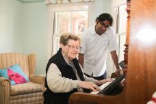 Mercy_place_aged_care_Rosebud_resident_activities